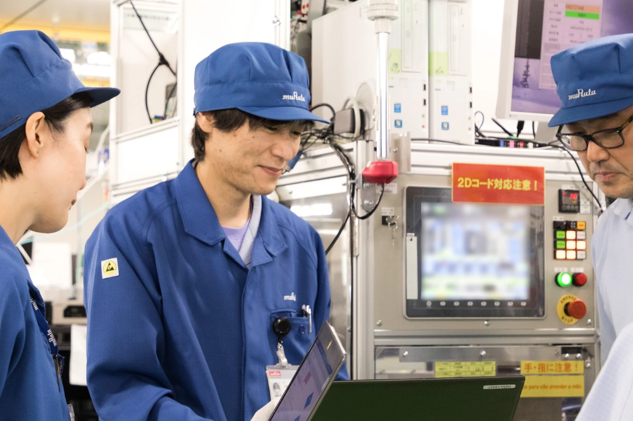 小諸村田製作所は県内でも大規模な会社ですが、入社したきっかけと<br>今の仕事について教えてください。