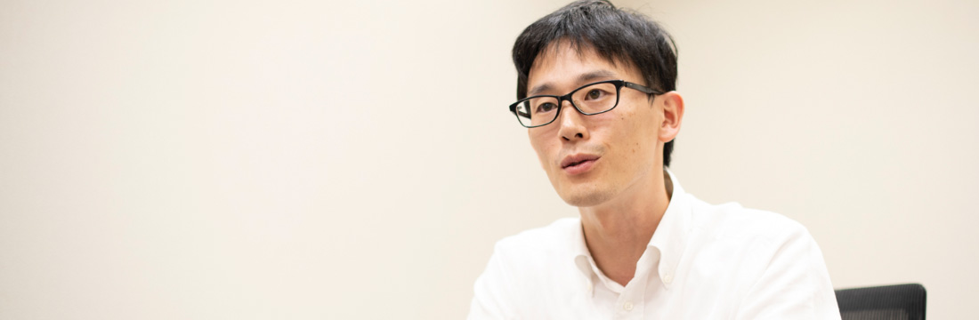 2017年2月入社 モジュール事業本部所属社員が語っている様子