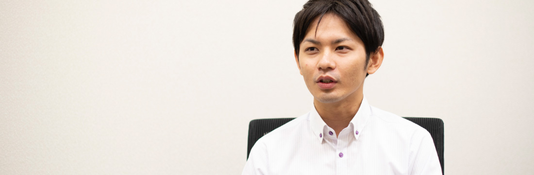 2017年8月入社 生産本部 資材統括部所属社員が語っている様子