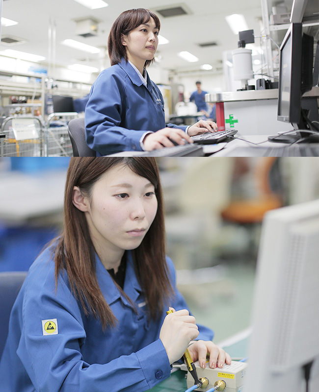 PCを操作している様子